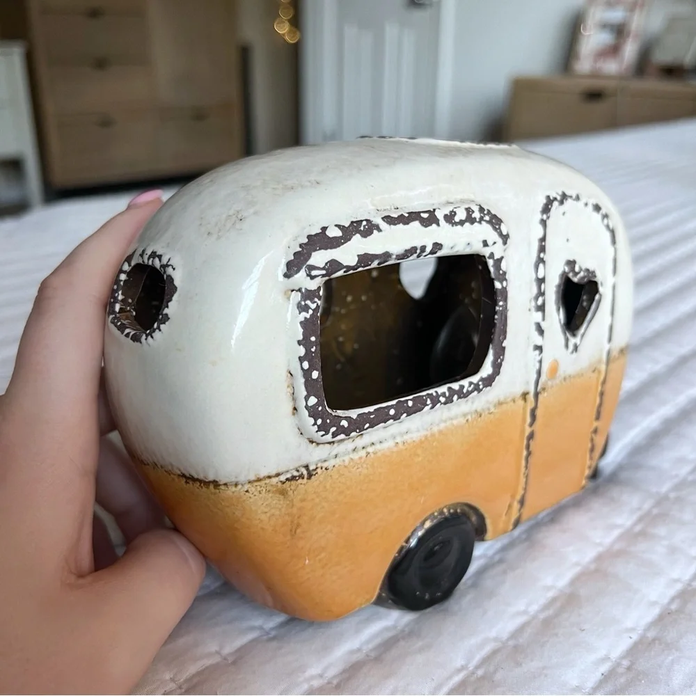 Ceramic Lighted Camper Figurine Table Decor Retro RV Camping Nightlight - Picture 6 of 6